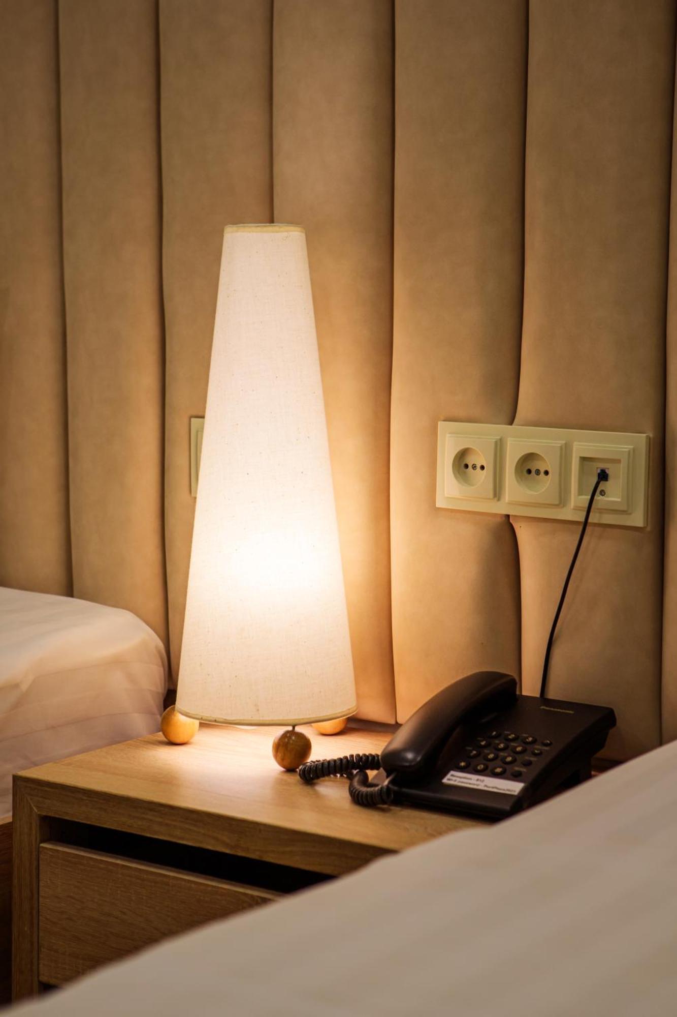 Port Plaza Evn 4* P'arak'ar